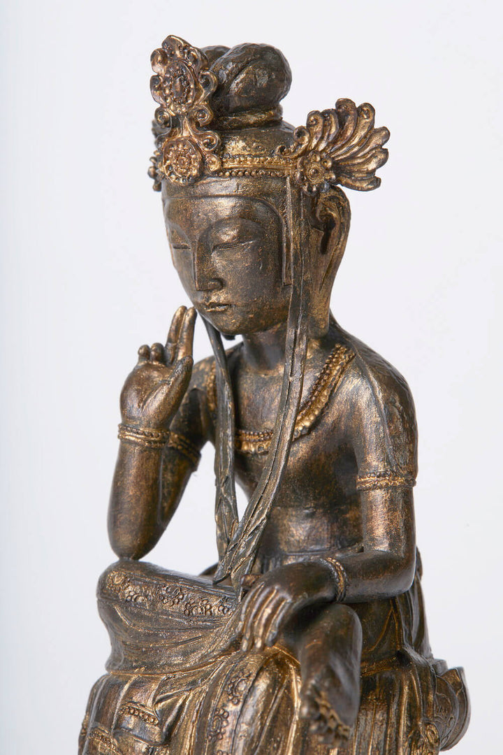 Kondo Miroku (金銅弥勒)