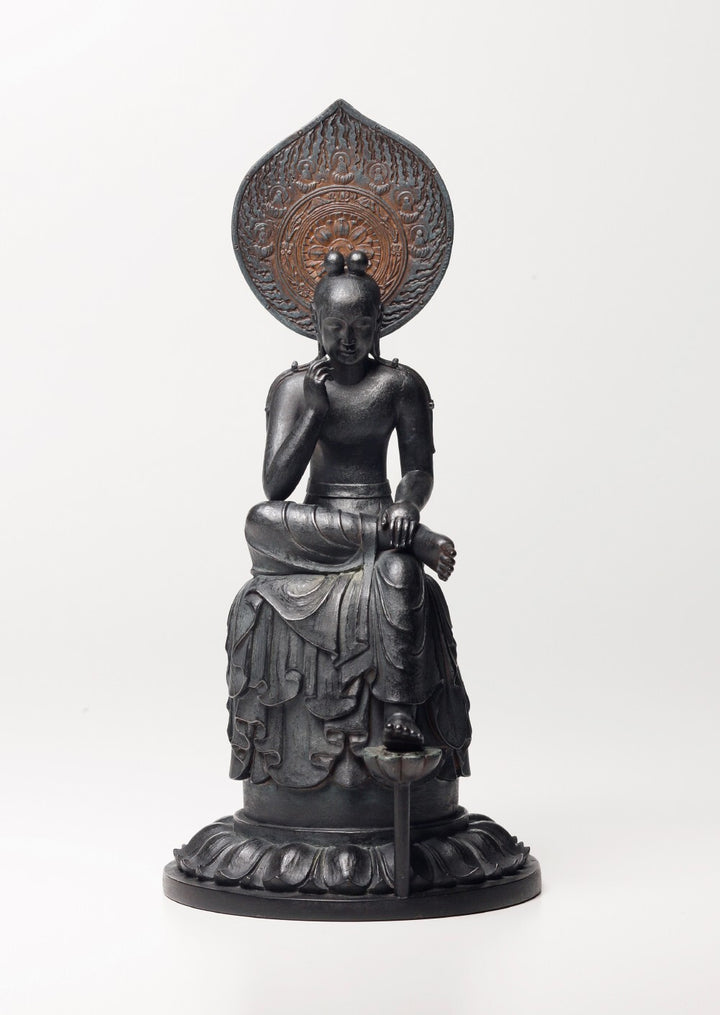 Bosatsu Hanka (菩薩半跏像)