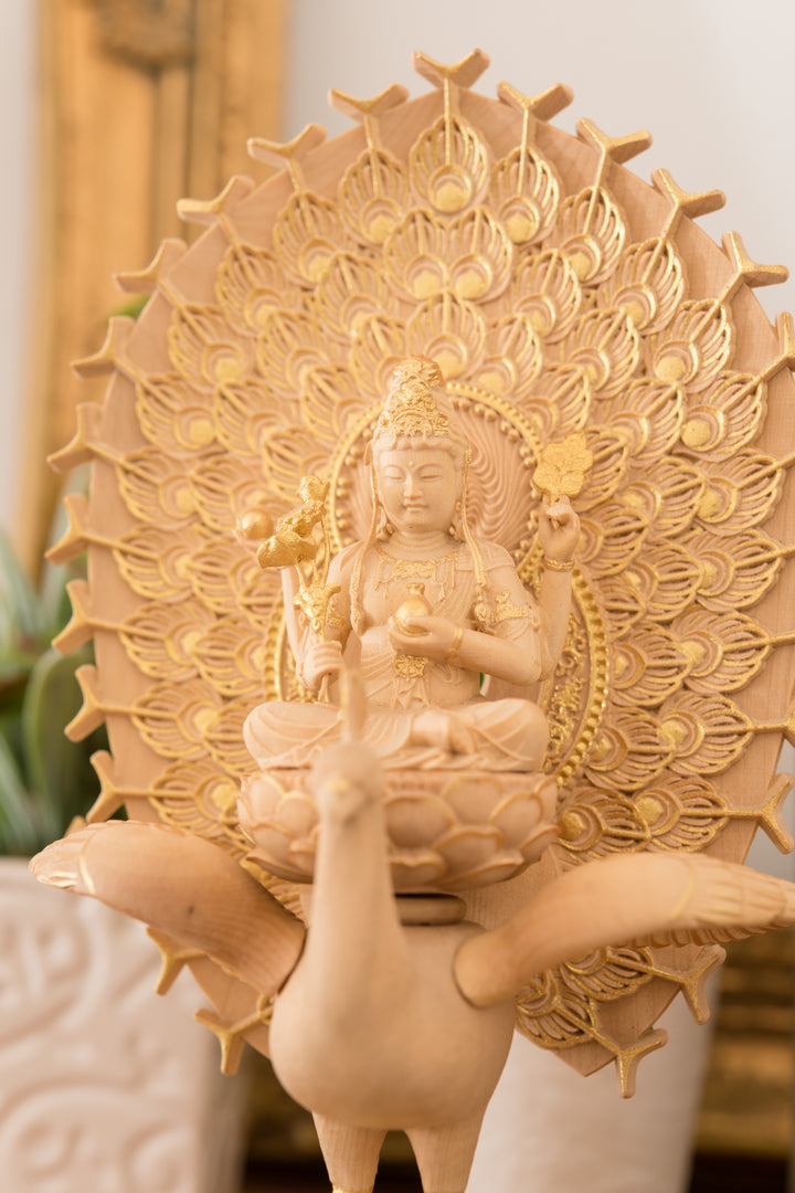 孔雀明王（くじゃくみょうおう）