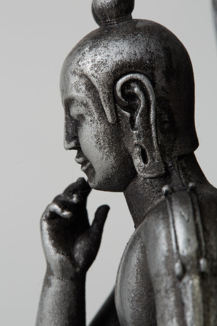 Bosatsu Hanka (菩薩半跏像)