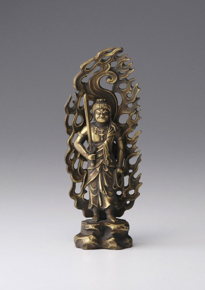 高岡不動明王　靜寂