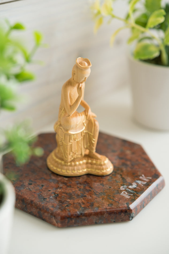 Miroku Bosatsu (弥勒菩薩)