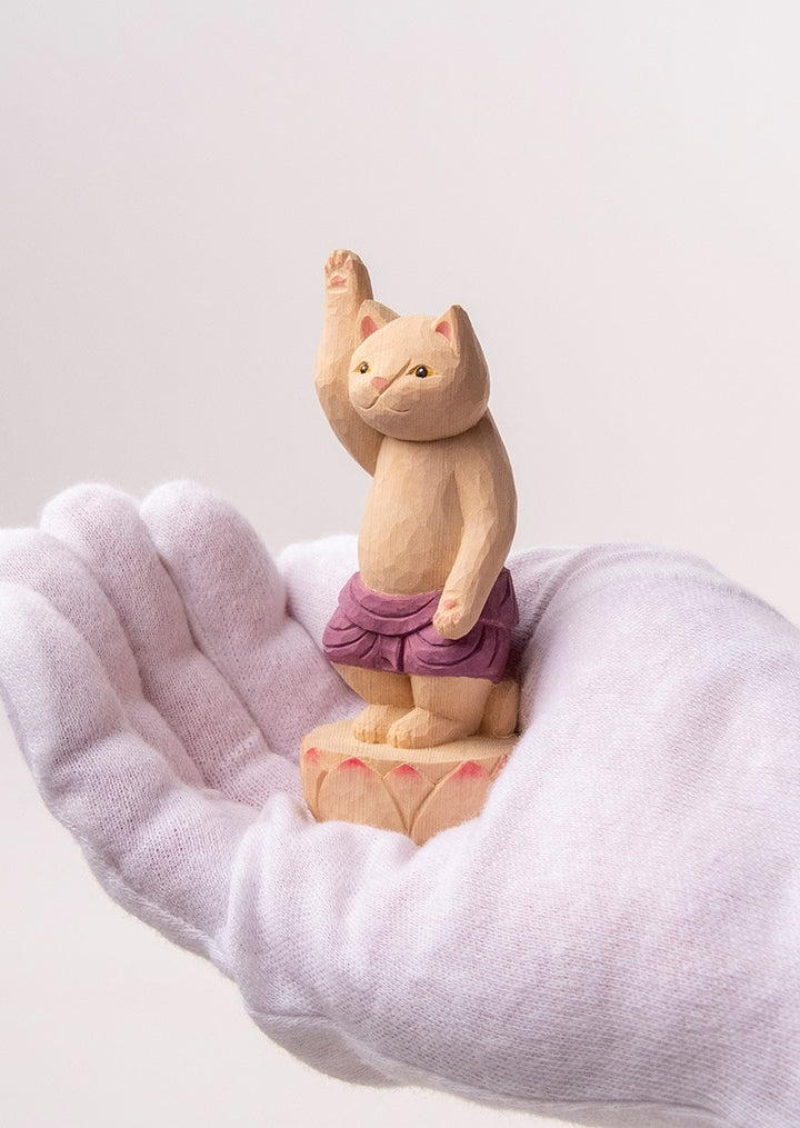 Shakyamuni Cat Buddha 木彫りの誕生釈迦猫 袈裟を着た猫仏さま