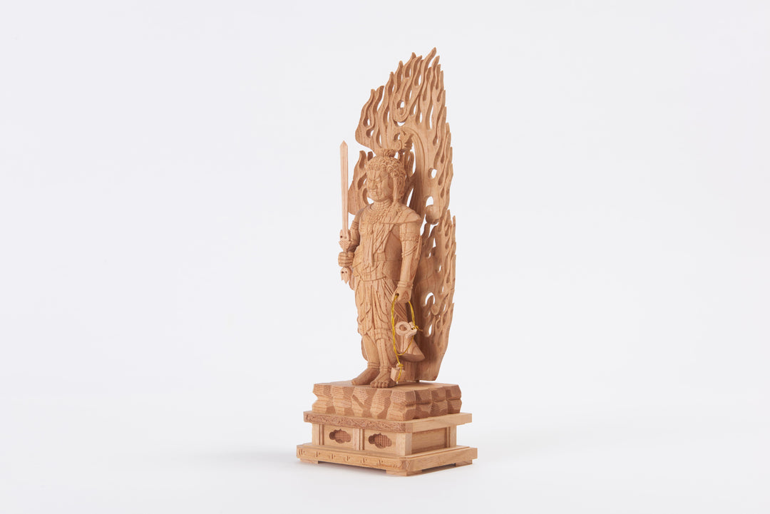 Standing Fudo Myoo (不動明王立像)