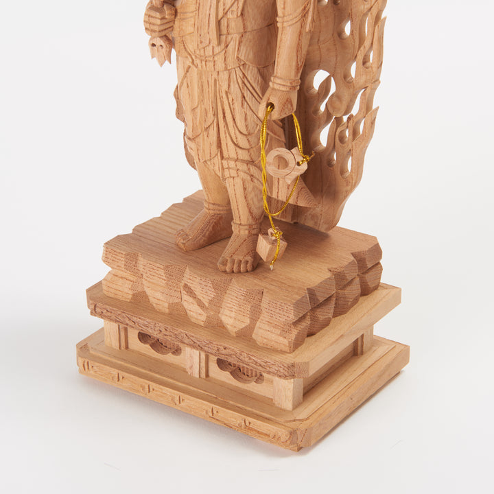 Standing Fudo Myoo (不動明王立像)