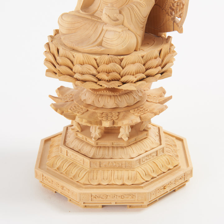 Yakushi Nyorai (Bhaisajya Buddha) (薬師如来)