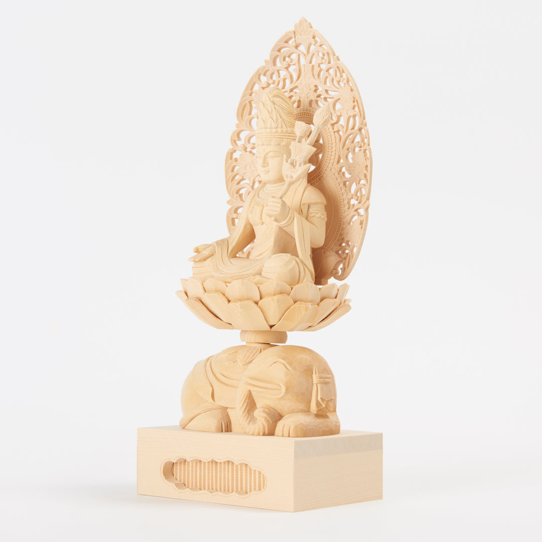 Fugen Bosatsu (普賢菩薩)