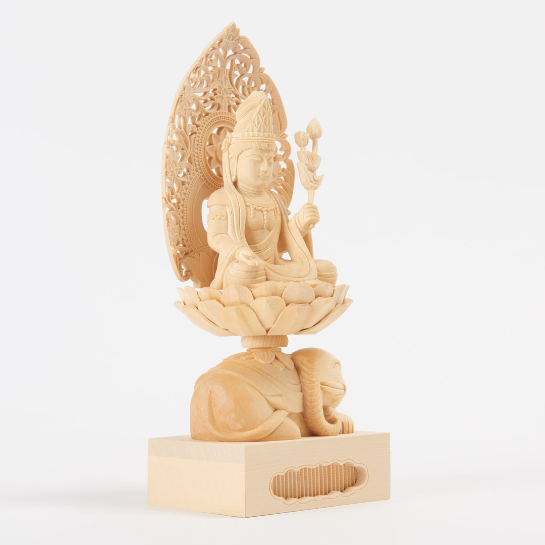 Fugen Bosatsu (普賢菩薩)