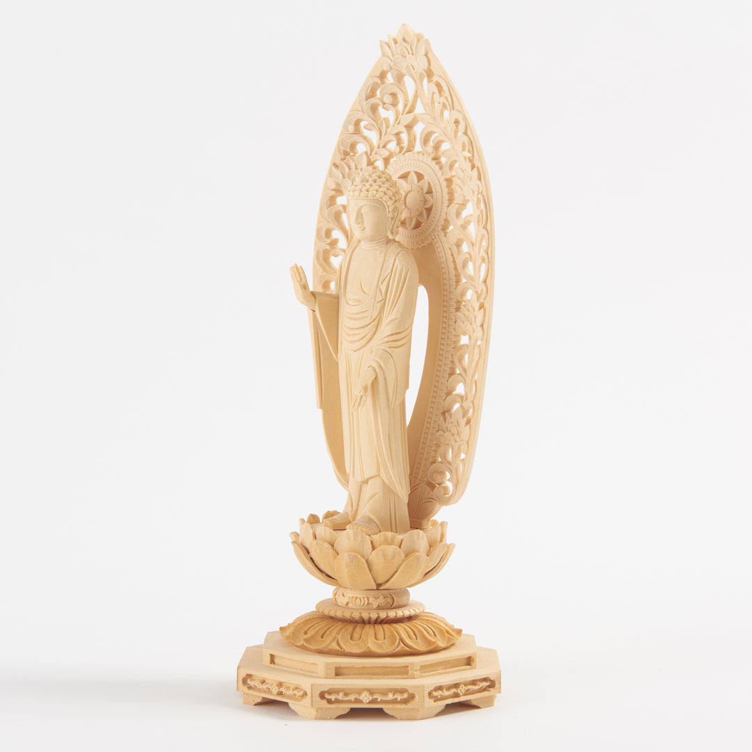 Standing Shaka (Shakyamuni) (釈迦如来)
