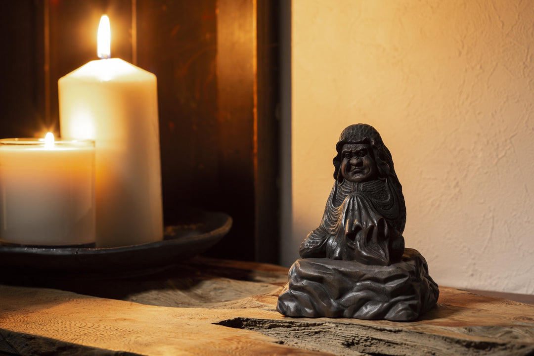 Darumataishi Zazen-zō (達磨大師坐禅像 弐号 開眼供養済)